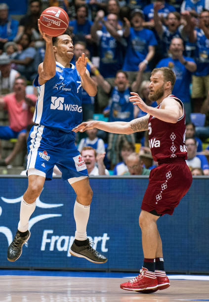 迪格在接受 迪格在接受