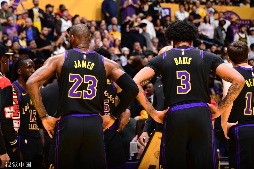 通过适当的 通过适当的